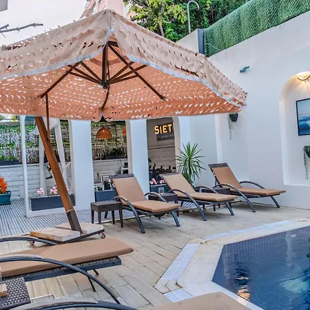 Hotel Siete 3*